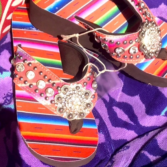 Serape Sandals 6 & 11 - Picture 7 of 11